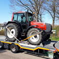 Mooie Valtra 6400 afgeleverd aan een klant in het buitenland.
