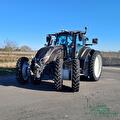 2 Valtra's op dubbellucht rijencultuur afgeleverd